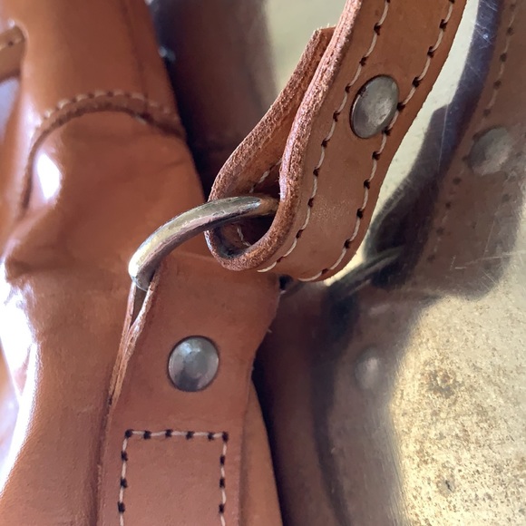 Force Ten vintage leather crossbody bucket bag - Picture 14 of 15